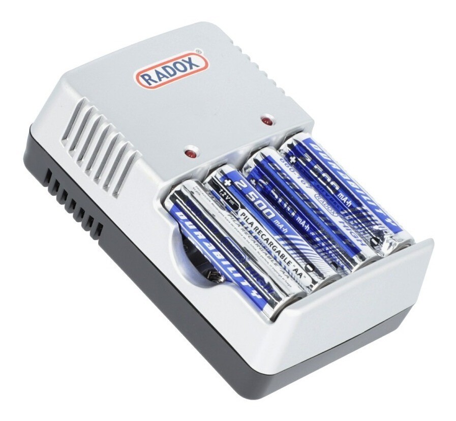 Cargador para Pilas Recargables AAA AA 9V Radox Modelo: 660-167