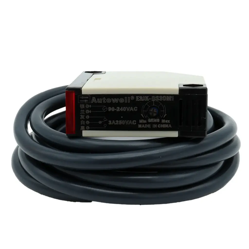 Sensor Fotoeléctrico Proximidad Obstáculos E3JK-DS30M1 30cm 250V AC IP64