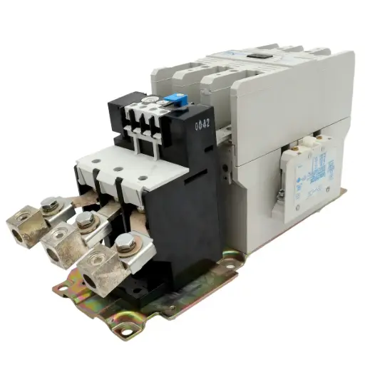 [5283] Contactor Trifásico Cutler-Hammer CE15MN3 600V 105A 3 Fases